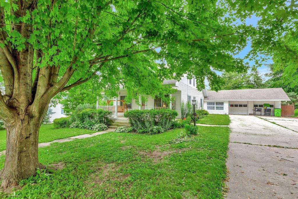 229 South Elm Street Oakfield, WI 53065 - Photo 2 of 30