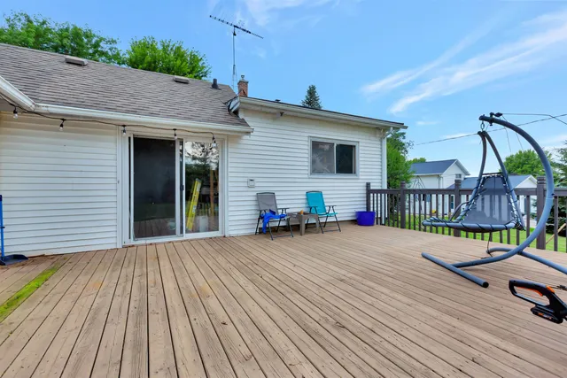 $299,900 | 229 South Elm Street, Oakfield, WI 53065