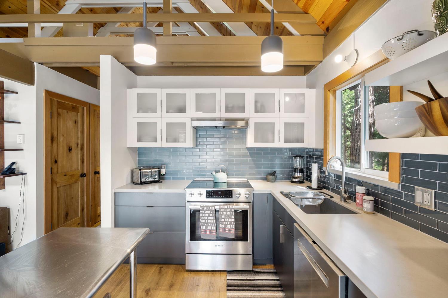 2483 Karock Road Dorrington, CA 95223 - Photo 12 of 42