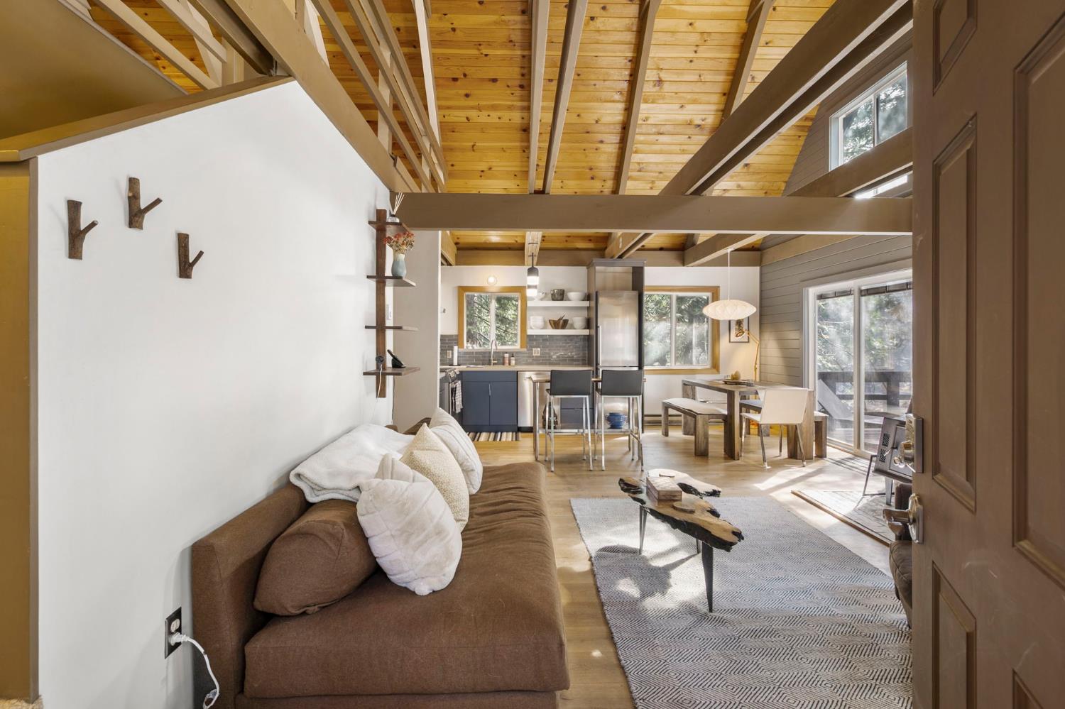 2483 Karock Road Dorrington, CA 95223 - Photo 5 of 42