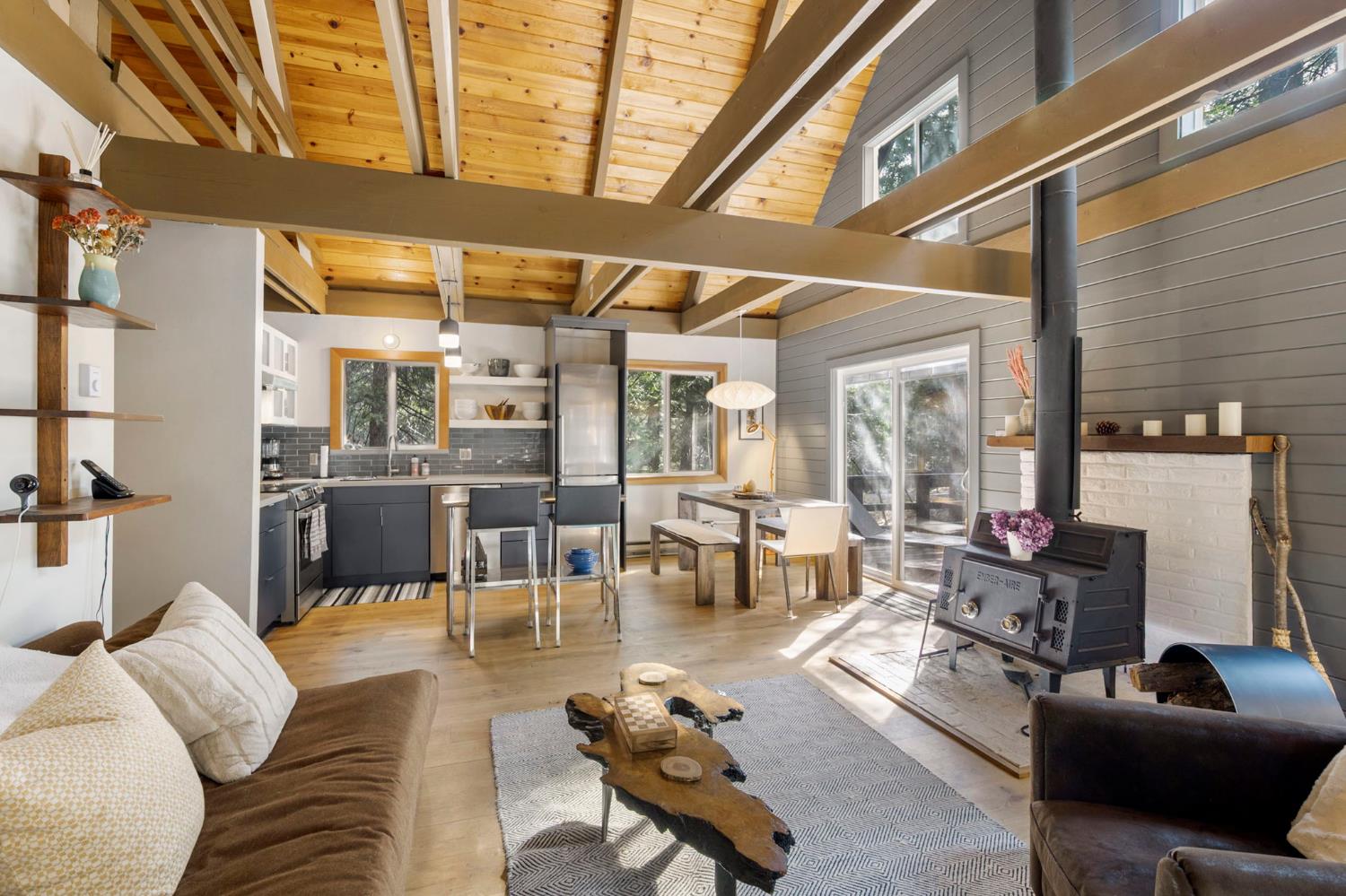 2483 Karock Road Dorrington, CA 95223 - Photo 6 of 42