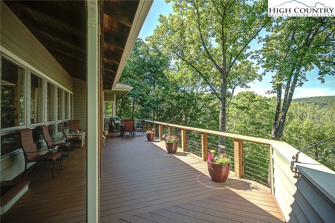 156 River Pointe Lane Boone, NC 28607 - Photo 15 of 47 Gallery Image 15