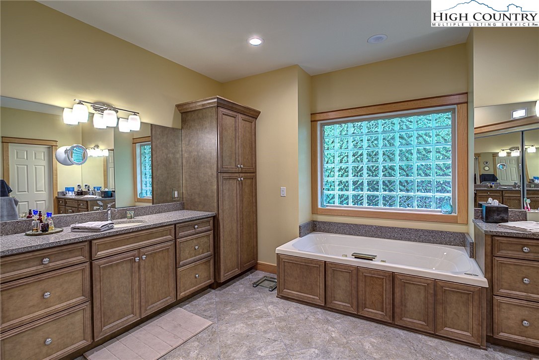 156 River Pointe Lane Boone, NC 28607 - Photo 27 of 47 Gallery Image 27
