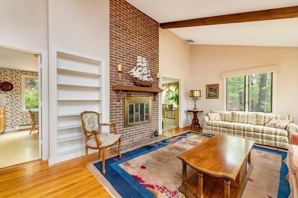 15 Moran Road Lynnfield, MA 01940 - Photo 8 of 34 Gallery Image 8