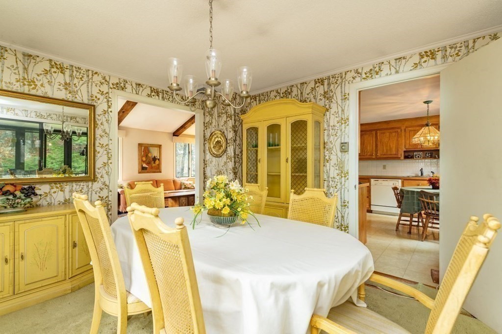 15 Moran Road Lynnfield, MA 01940 - Photo 9 of 34 Gallery Image 9