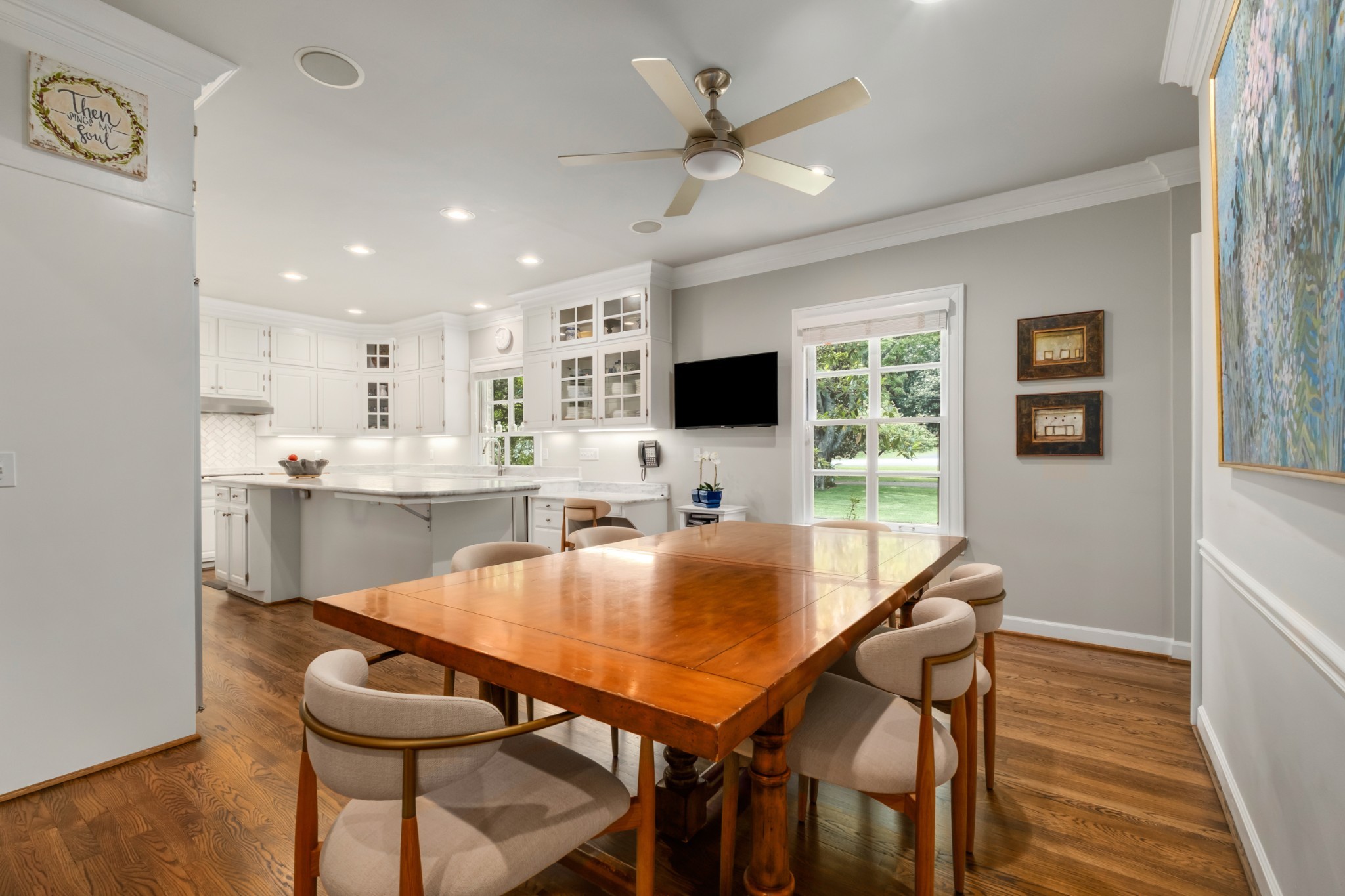 140 Brook Hollow Road Nashville, TN 37205 - Photo 6 of 31 a dining room with furniture and window