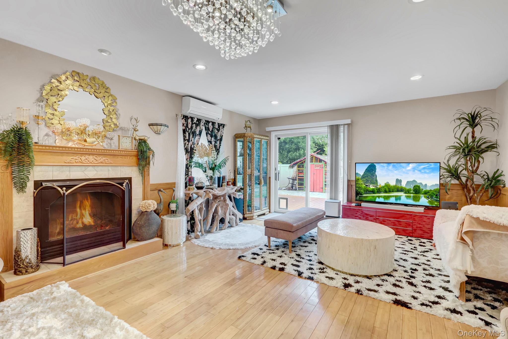 301 Oak Neck Road West Islip, NY 11795 - Photo 6 of 16