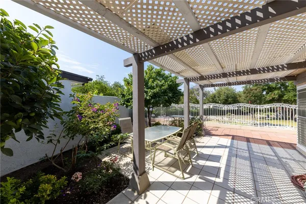 a view of outdoor space
