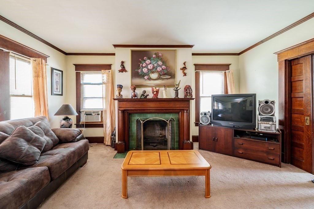211 Wilbraham Road Springfield, MA 01109 - Photo 2 of 14 Gallery Image 2