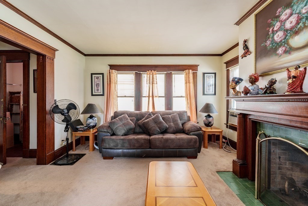 211 Wilbraham Road Springfield, MA 01109 - Photo 5 of 14 Gallery Image 5