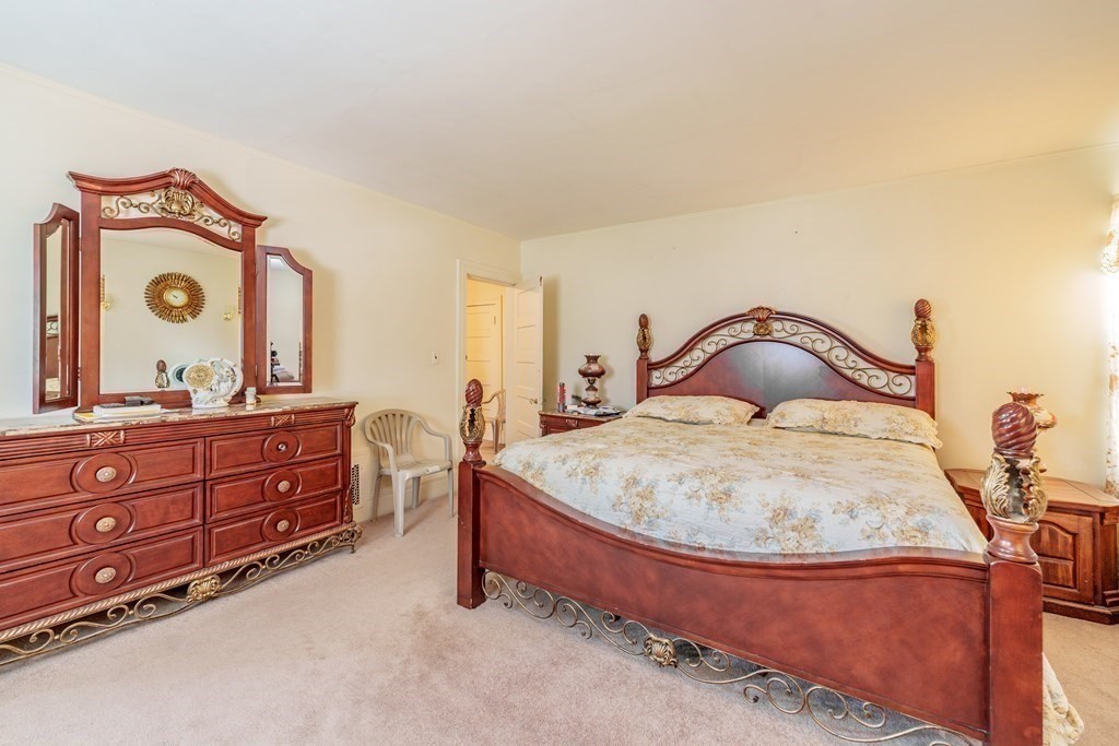 211 Wilbraham Road Springfield, MA 01109 - Photo 6 of 14 Gallery Image 6
