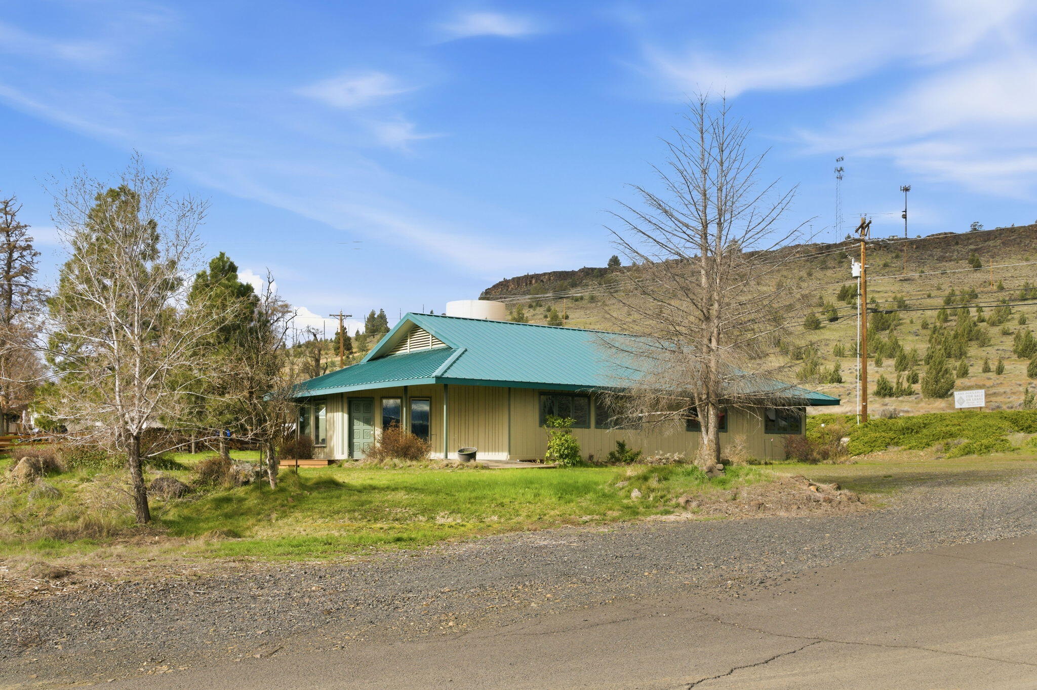 615 Timber Lane Maupin, OR 97037 - Photo 2 of 25 2