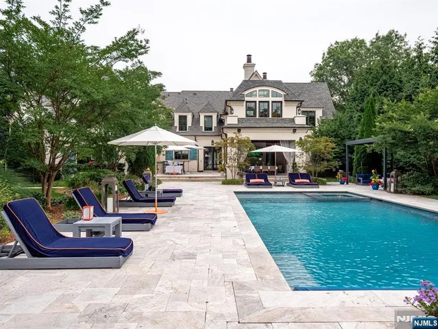 $5,888,711 | 7-11 Stokes Farm Road, Old Tappan, NJ 07675