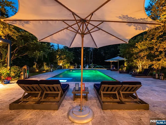 $5,888,711 | 7-11 Stokes Farm Road, Old Tappan, NJ 07675