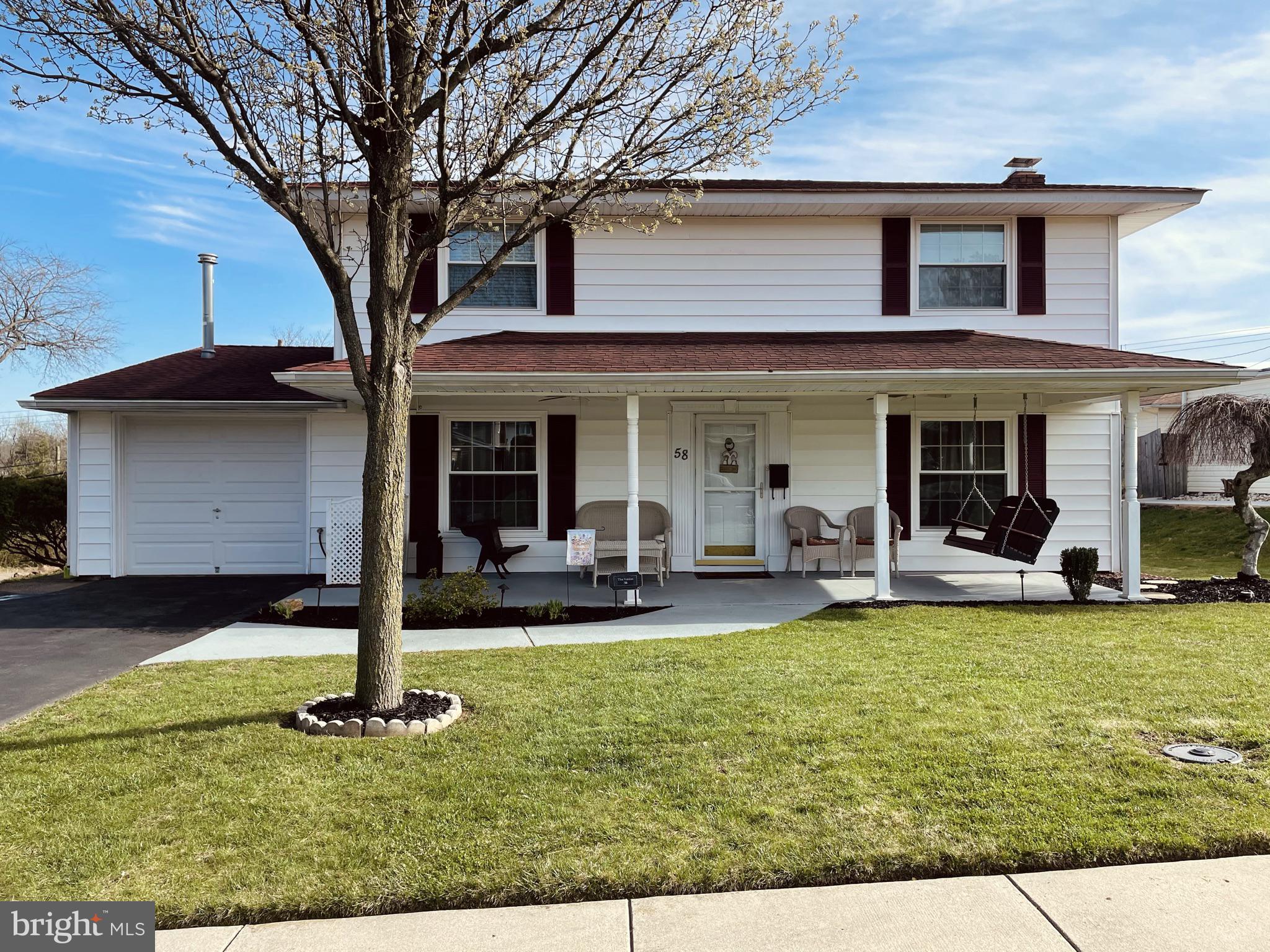 58 Turf Road Levittown, PA 19056 - Photo 1 of 22