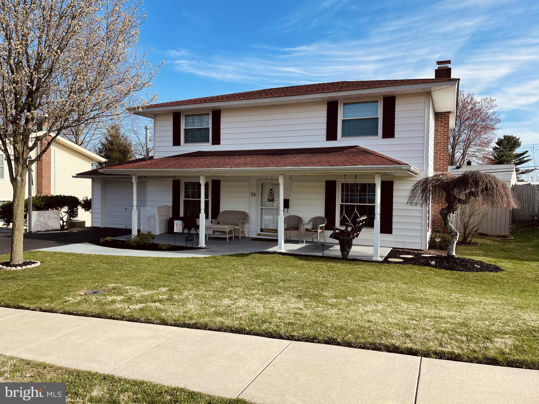 58 Turf Road Levittown, PA 19056 - Photo 2 of 22