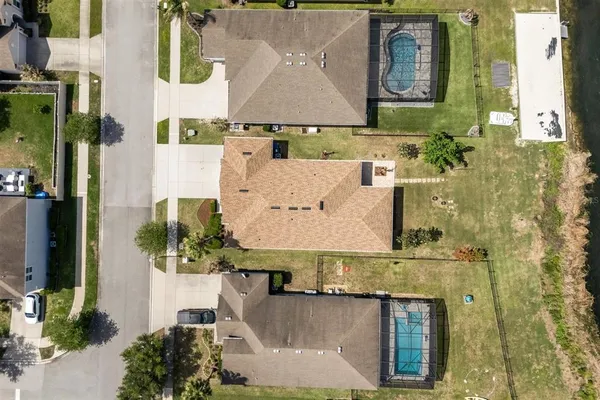 $2,700 | 291 Blue Cypress Drive, Groveland, FL 34736