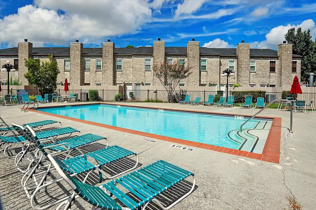 $175,000 | 2898 Holly Hall Street, Unit 2898, Houston, TX 77054