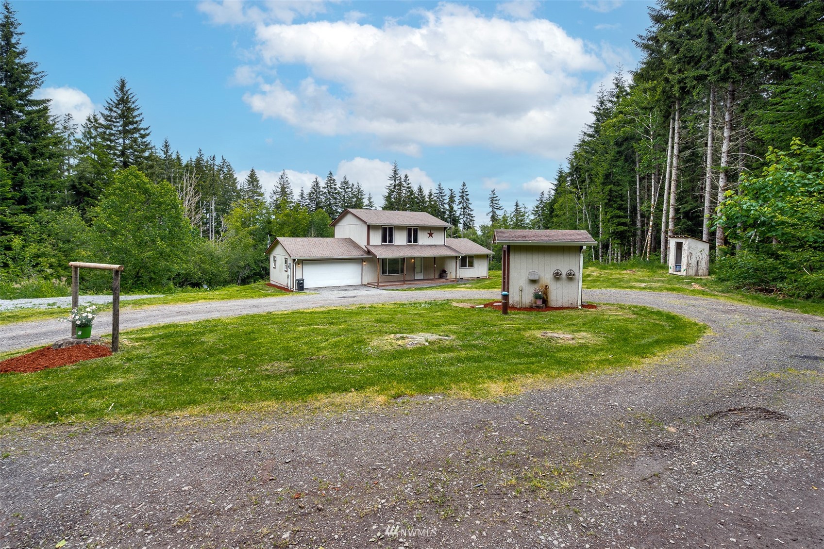 181 Crego Ridge Road Chehalis, WA 98532 - Photo 26 of 33 a view of a house with a entertaining space
