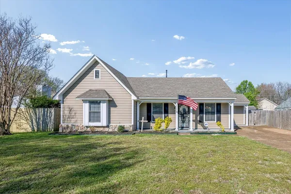 $239,900 | 2565 Lakeside Drive, Memphis, TN 38133