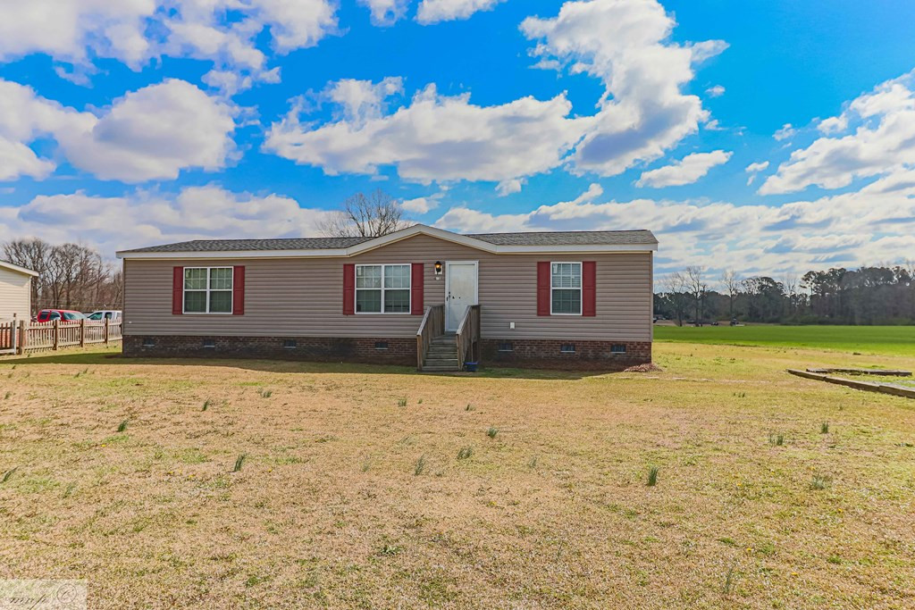 621 Country Club Road Mount Olive, NC 28365 - Photo 3 of 45 Gallery Image 3