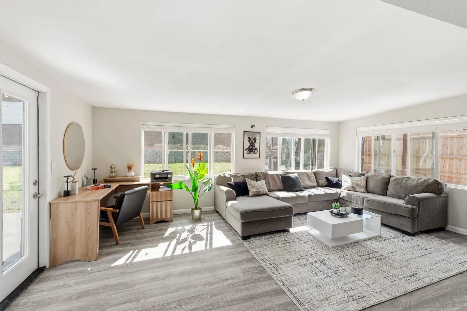 465 Parkbrook Street Spring Valley, CA 91977 - Photo 11 of 55