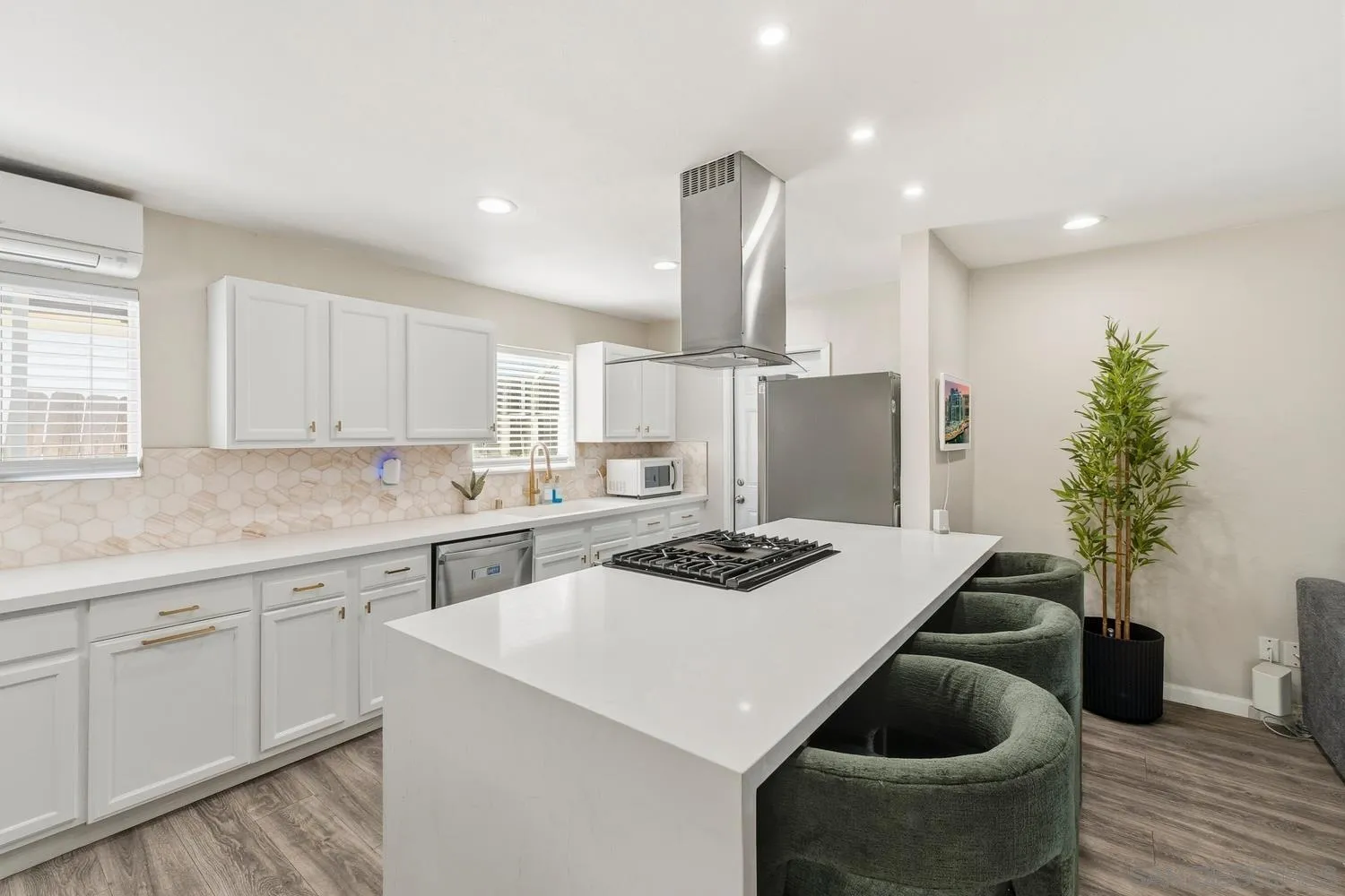 465 Parkbrook Street Spring Valley, CA 91977 - Photo 14 of 55