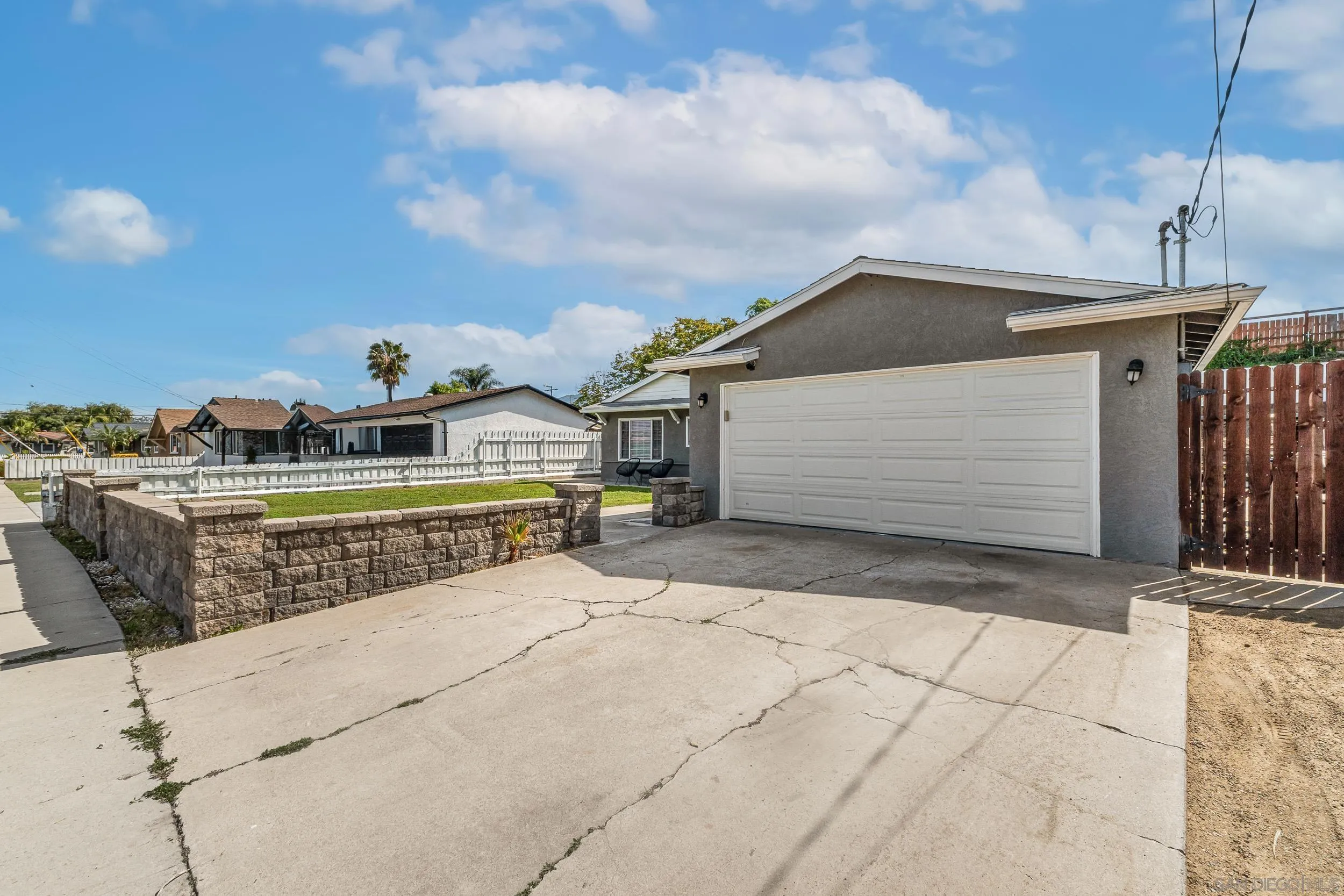 465 Parkbrook Street Spring Valley, CA 91977 - Photo 6 of 55