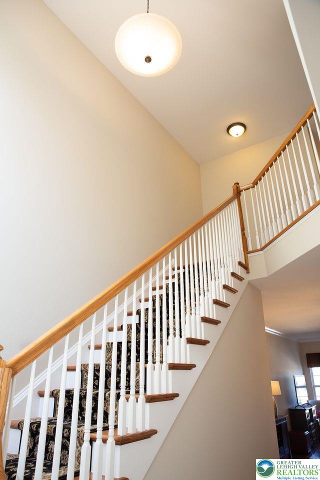 165 Muirfield Way Easton, PA 18042 - Photo 4 of 27