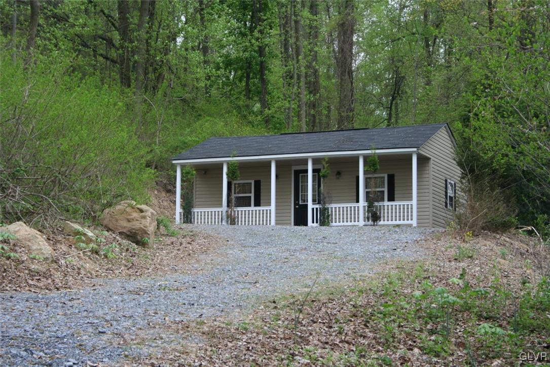 3916 Kutz Road Temple, PA 19560 - Photo 4 of 19 Gallery Image 4