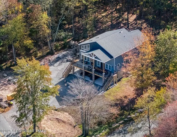 $2,075,000 | 245 South Lake Drive, Lake Harmony, PA 18624