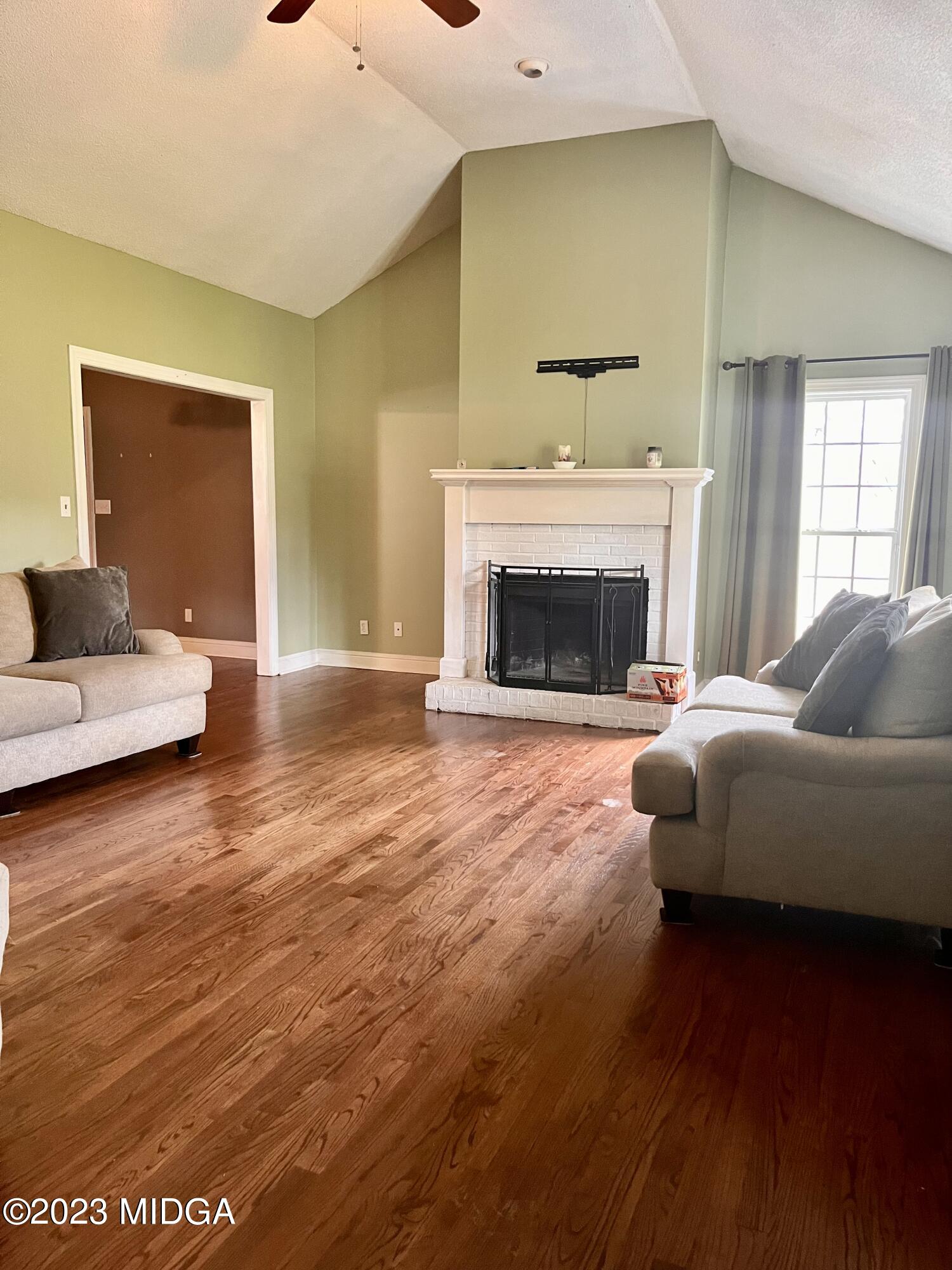 4450 Davis Road Macon, GA 31217 - Photo 3 of 14 IMG_1777