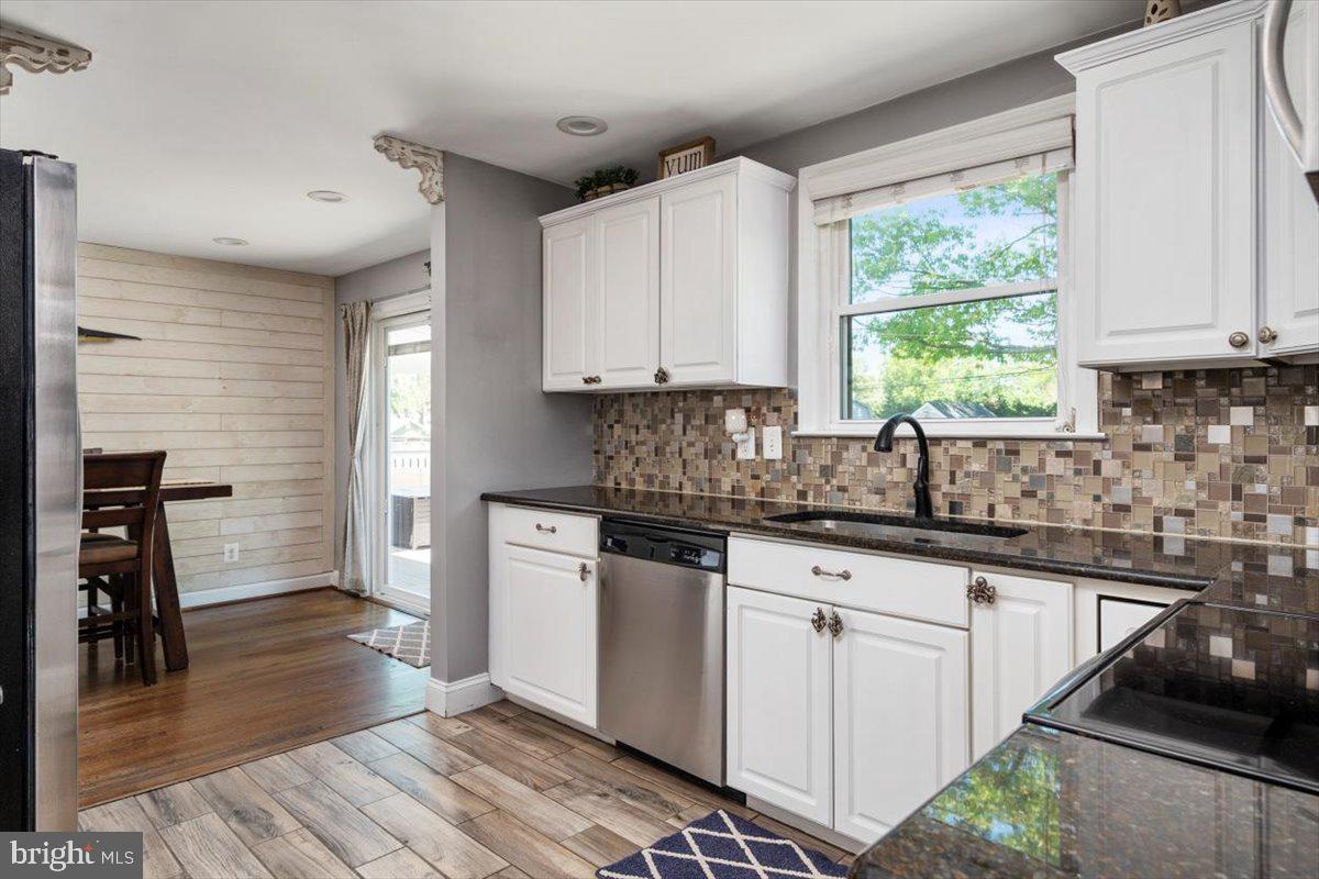 542 Cleveland Road Linthicum Heights, MD 21090 - Photo 11 of 39 Gallery Image 11