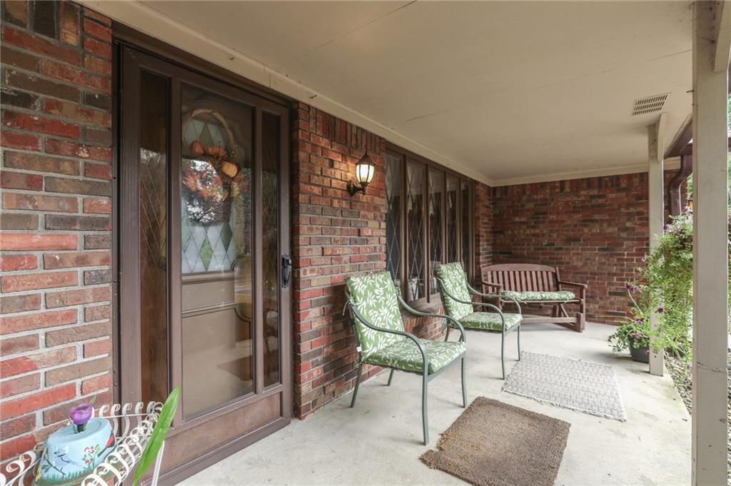 4081 Rocking Chair Road Greenwood, IN 46142 - Photo 5 of 31 Gallery Image 5