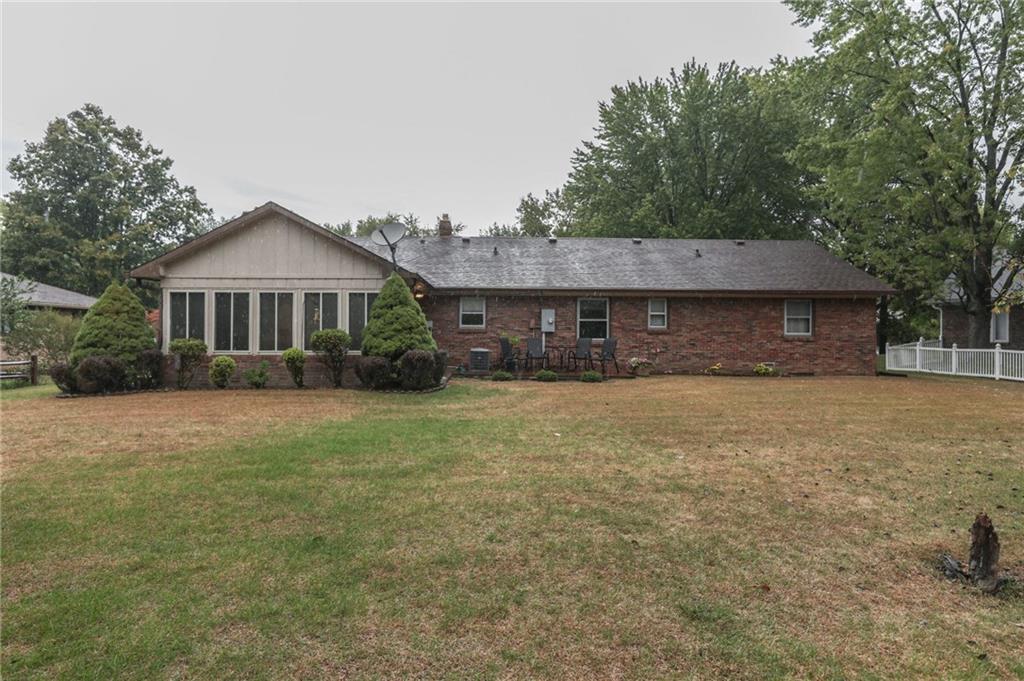 4081 Rocking Chair Road Greenwood, IN 46142 - Photo 7 of 31 Gallery Image 7