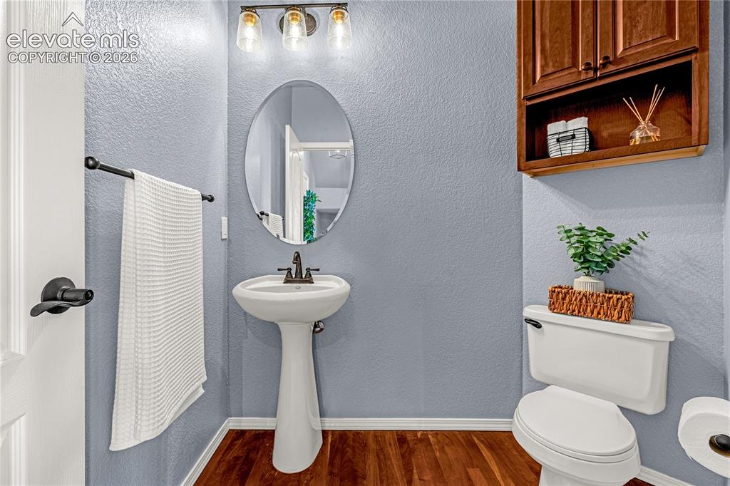 13896 Windy Oaks Road Colorado Springs, CO 80921 - Photo 30 of 42 Main level half bath