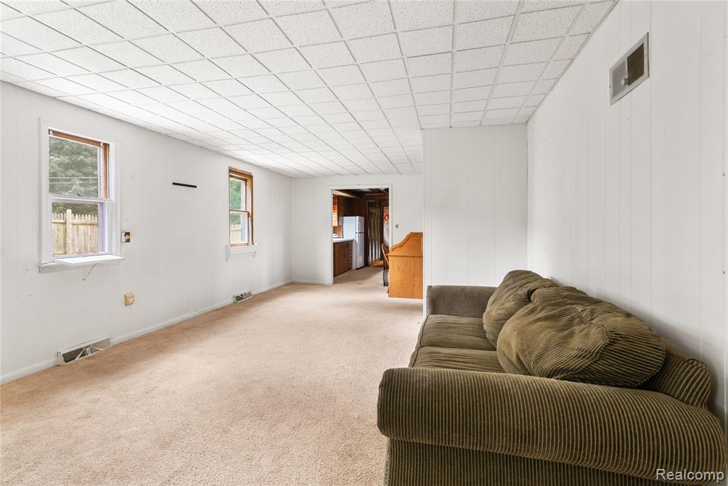 3852 Alida Avenue Rochester Hills, MI 48309 - Photo 6 of 20