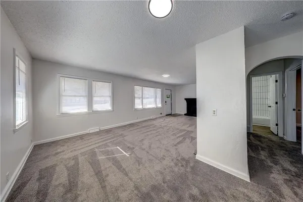 $224,950 | 718 East Gudgell Avenue, Independence, MO 64055