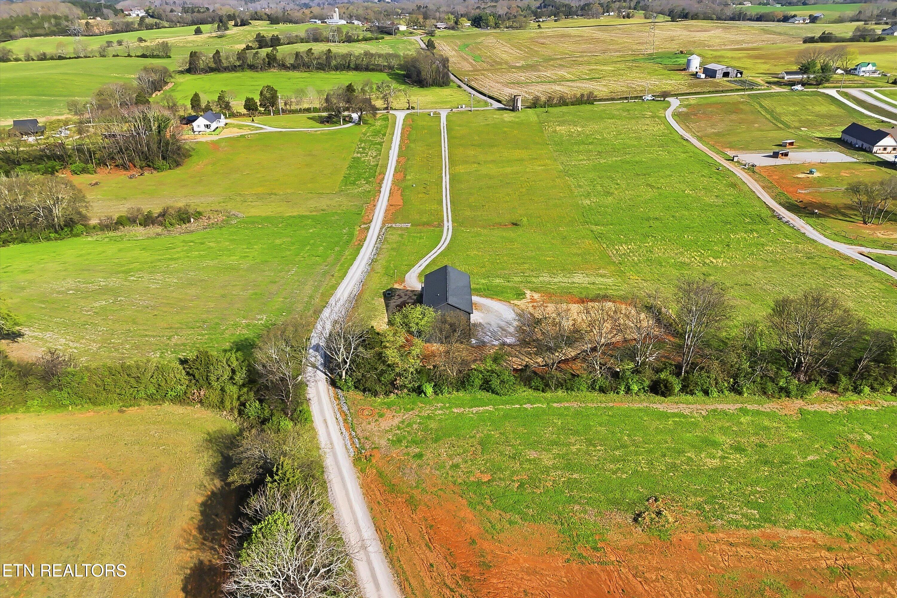 12808 Unitia Road Friendsville, TN 37737 - Photo 32 of 48 32-12808 Unitia Rd-32