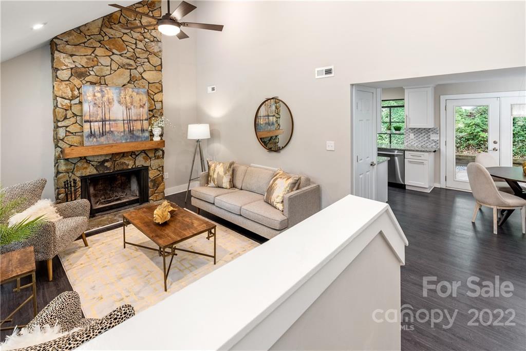 311 Meadowbrook Road Charlotte, NC 28211 - Photo 3 of 25