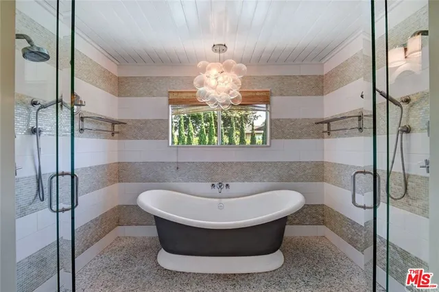 $14,950 | 1438 Santiago Drive, Newport Beach, CA 92660