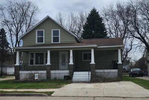 $170,000 | 531 6th Avenue, Menominee, MI 49858