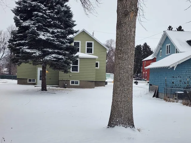 $175,000 | 531 6th Avenue, Menominee, MI 49858