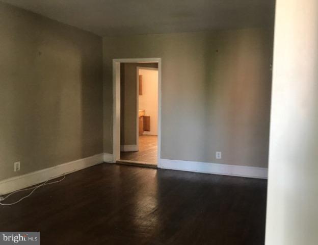 4005 Cedardale Road Baltimore, MD 21215 - Photo 3 of 7 Interior (General)