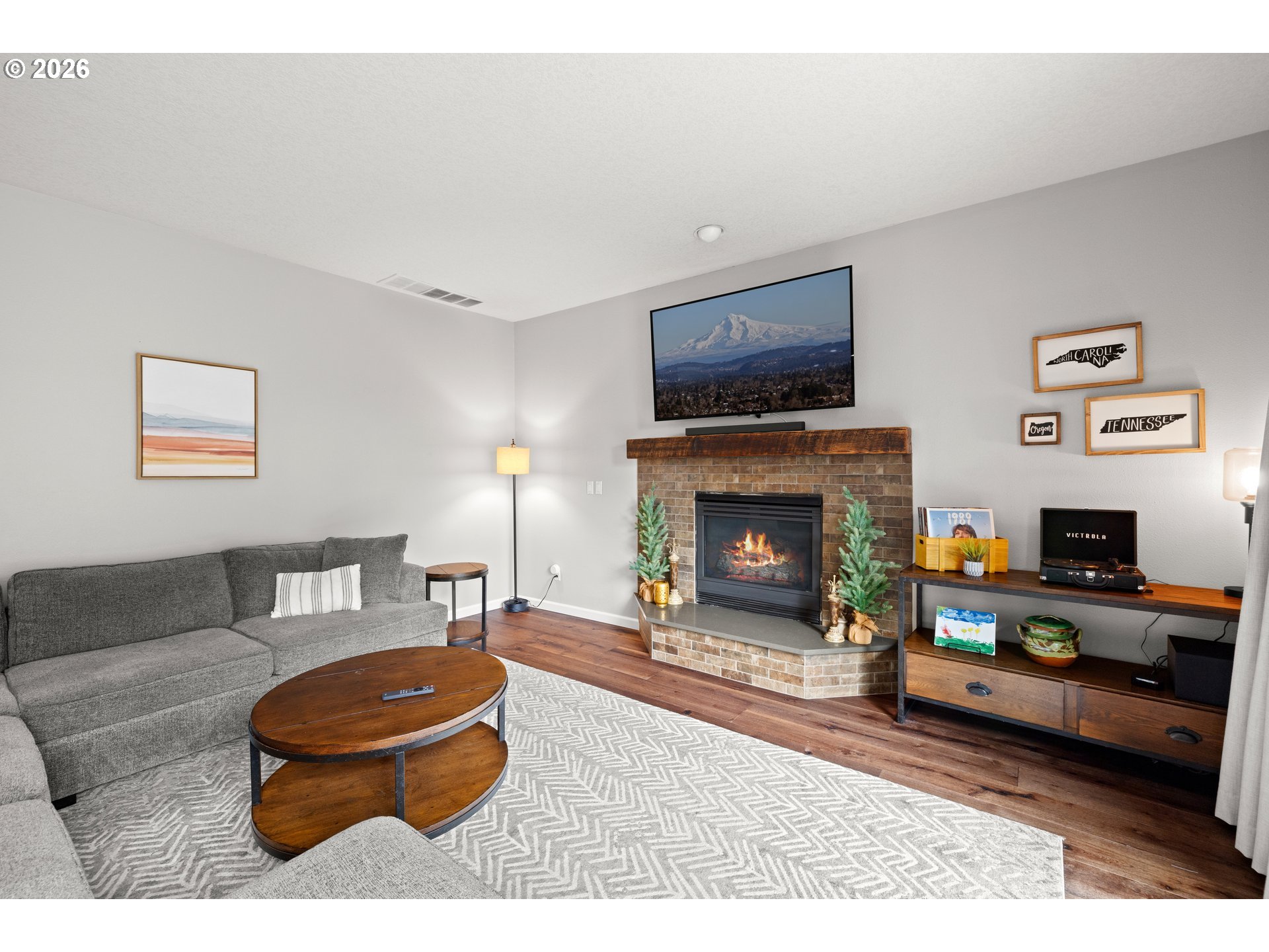 28528 Southwest Cascade Loop Wilsonville, OR 97070 - Photo 15 of 47 Family Room