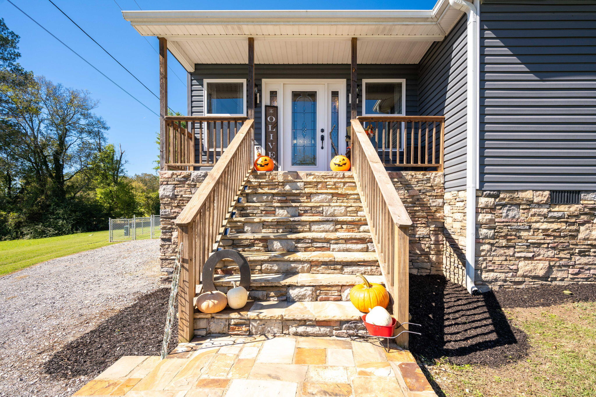 35 Walnut Street Jasper, TN 37347 - Photo 1 of 26 27-web-or-mls-DSC_5683