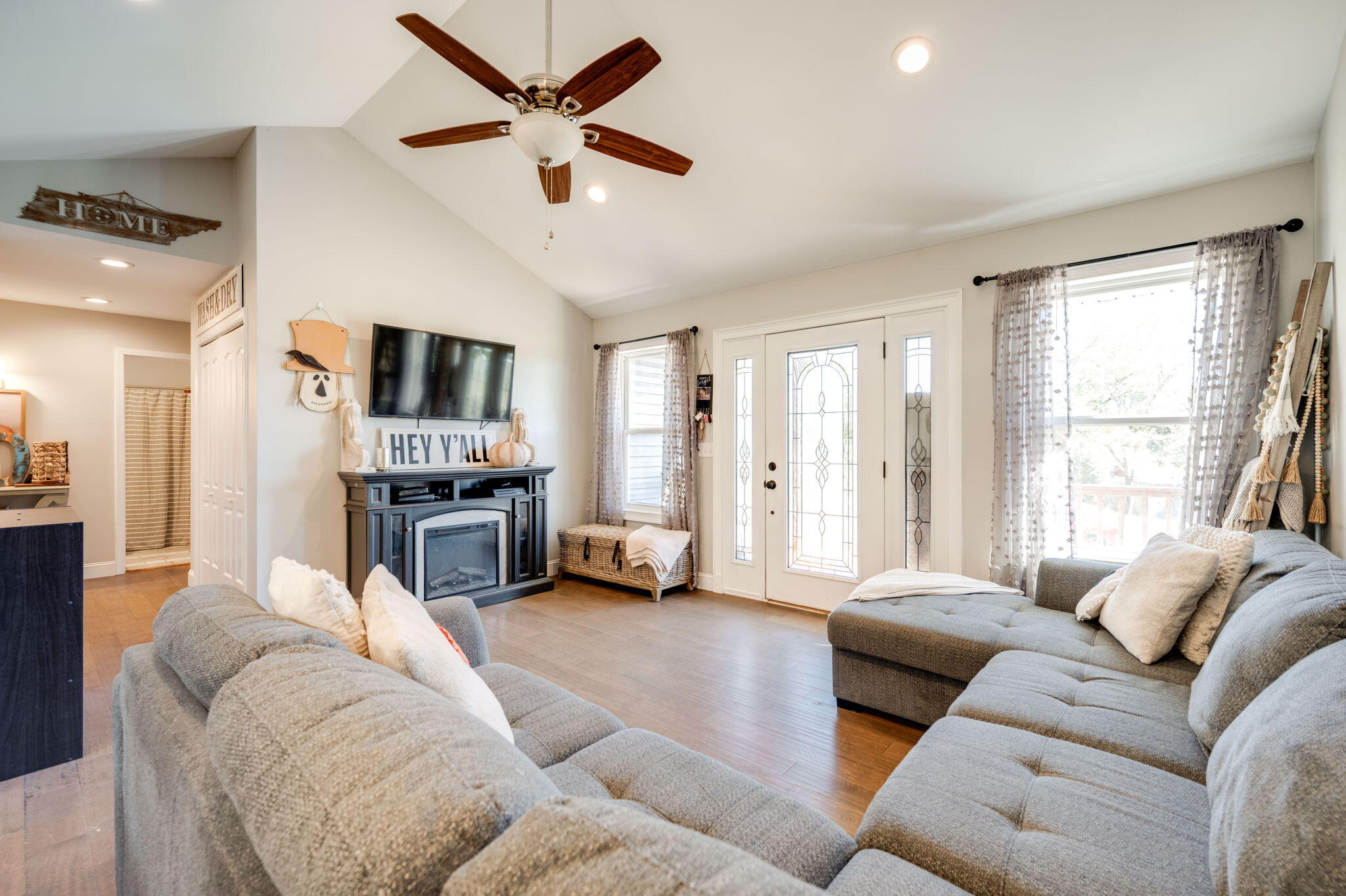 35 Walnut Street Jasper, TN 37347 - Photo 4 of 26 17-web-or-mls-DSC_5664