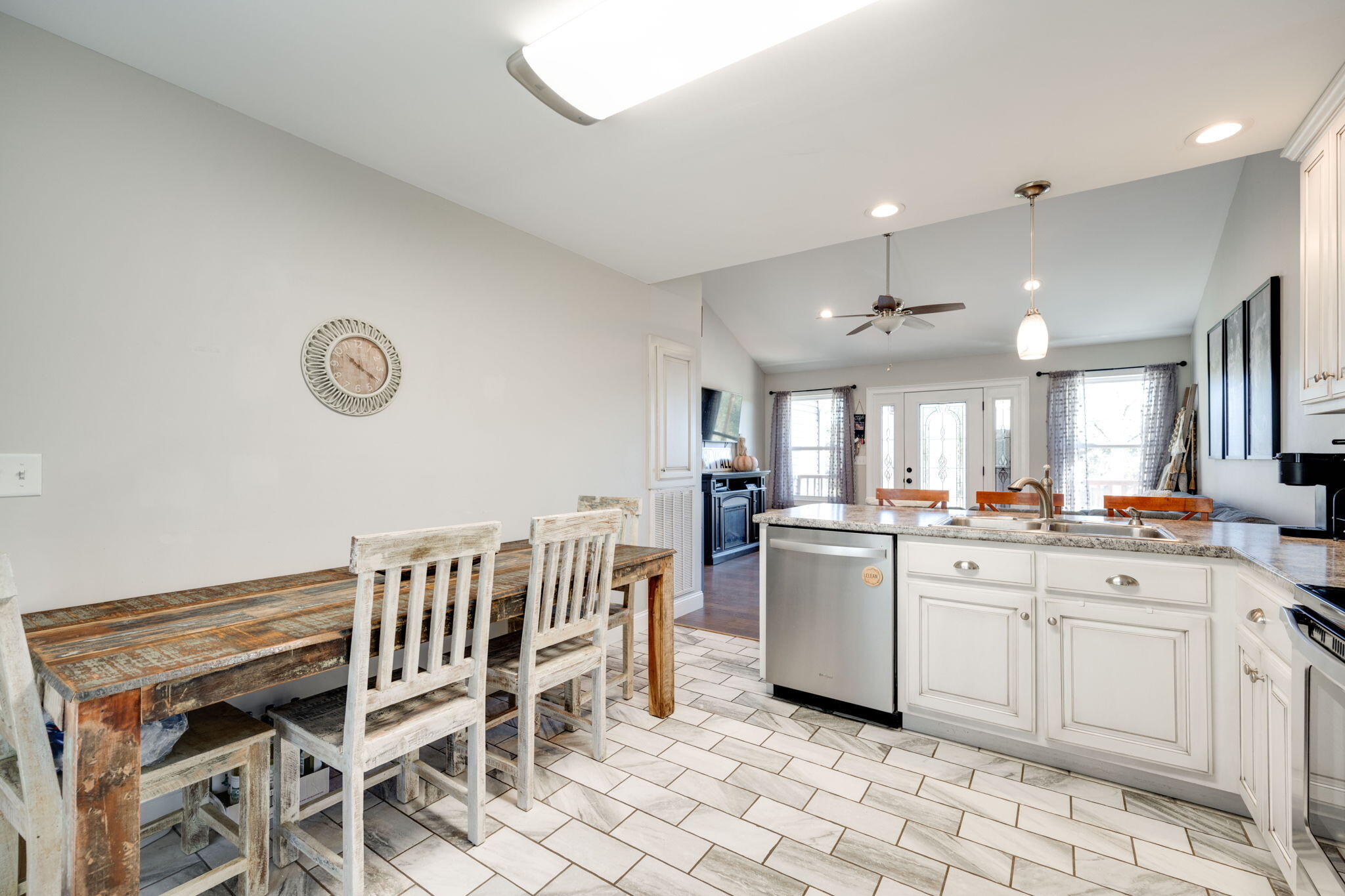 35 Walnut Street Jasper, TN 37347 - Photo 7 of 26 19-web-or-mls-DSC_5670