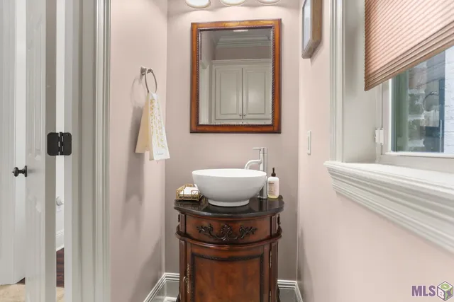 $485,000 | 266 Latour Boulevard, Mathews, LA 70375