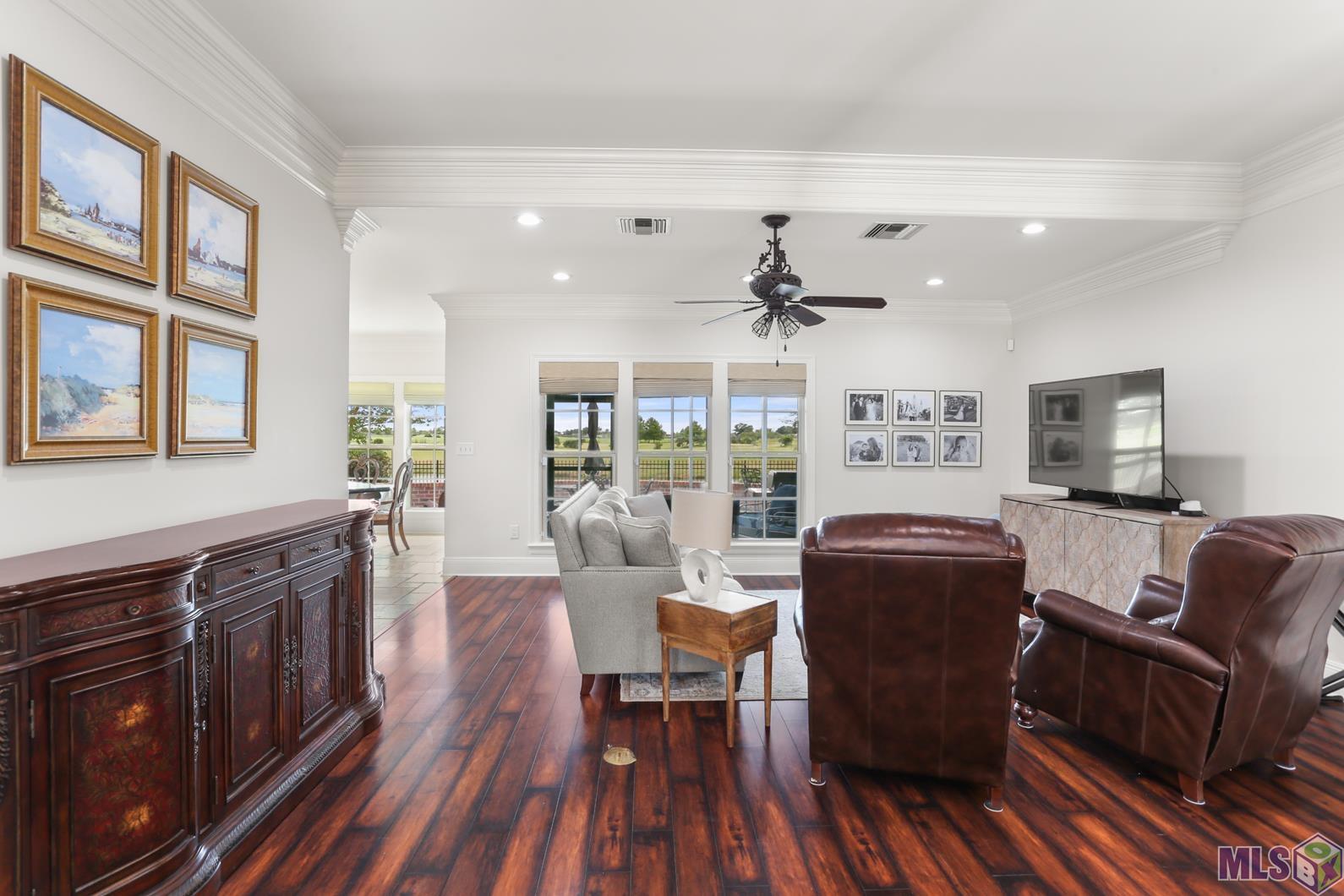 266 Latour Boulevard Mathews, LA 70375 - Photo 4 of 42